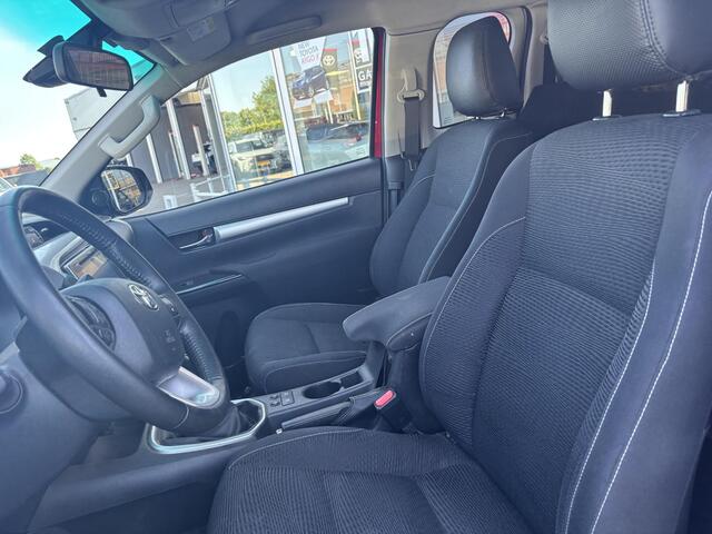 Toyota HI-LUX HiLux 2.4 D-4D-F Xtra Cab Professional SLECHTS 80.000KM, TREKHAAK, ZEER NETTE AUTO!!