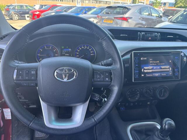 Toyota HI-LUX HiLux 2.4 D-4D-F Xtra Cab Professional SLECHTS 80.000KM, TREKHAAK, ZEER NETTE AUTO!!