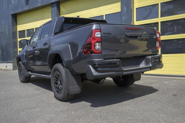 Toyota HI-LUX HiLux 2.8 D-4D Double Cab GR Sport BPM VRIJ!