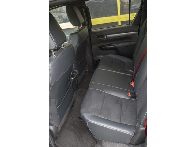 Toyota HI-LUX HiLux 2.8 D-4D Double Cab GR Sport BPM VRIJ!