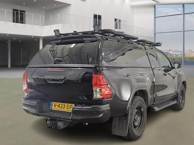 Toyota HI-LUX HiLux 2.4 D-4D-F Xtra Cab Professional