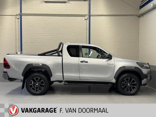 Toyota HI-LUX HiLux 2.8 D-4D Xtra Cab Invincible 204pk Automaat