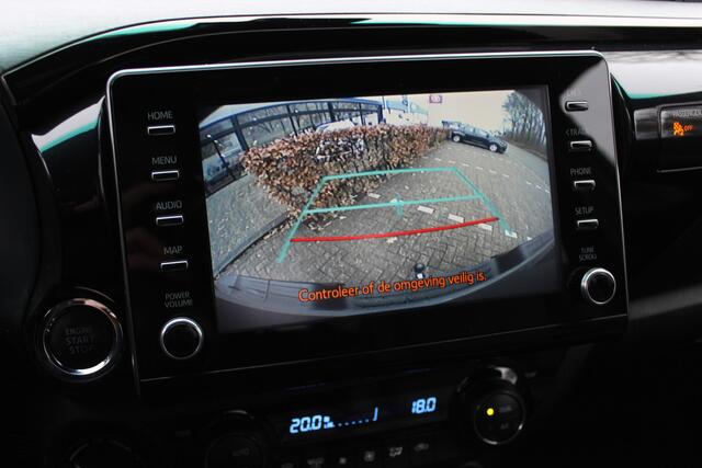 Toyota HI-LUX HiLux 2.8 D-4D Xtra Cab Invincible 4WD Automaat | Rijklaar | Trekhaak | Leder | Stoelverw. | LED | Apple/Android | Keyless | Parkeersens. v+a
