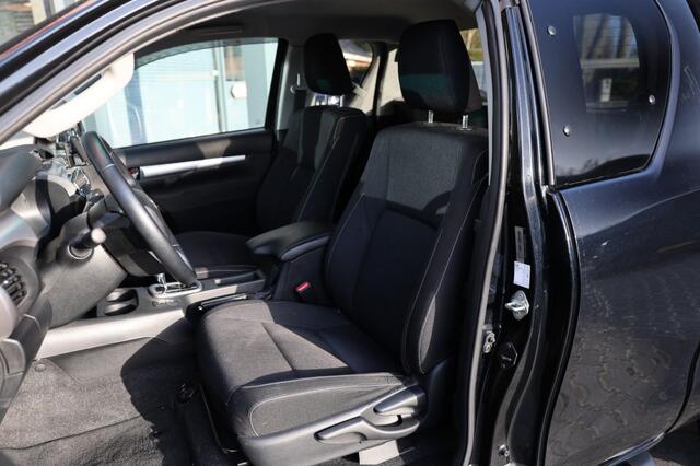 Toyota HI-LUX 2.4 D-4D X-TRA CAB PROFESSIONAL A/T 4WD VAN