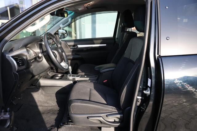 Toyota HI-LUX 2.4 D-4D X-TRA CAB PROFESSIONAL A/T 4WD VAN