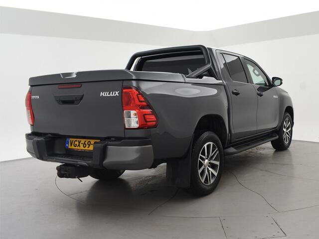 Toyota HI-LUX HiLux 2.4 D-4D AUT. 4X4 DOUBLE CAB EXECUTIVE ORIG. NL *41.151 KM* + ADAPTIVE CRUISE | CAMERA | STOELVERW. | NAVIGATIE