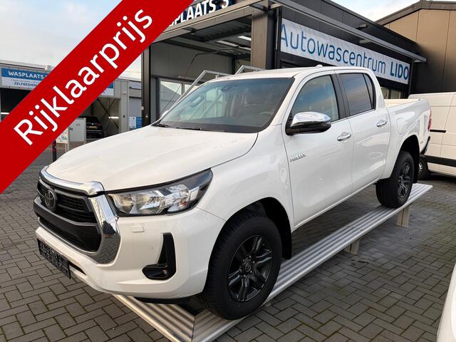 Toyota HI-LUX HiLux 2.4 D-4D Double Cab Challenger VAN Automaat | Trekhaak