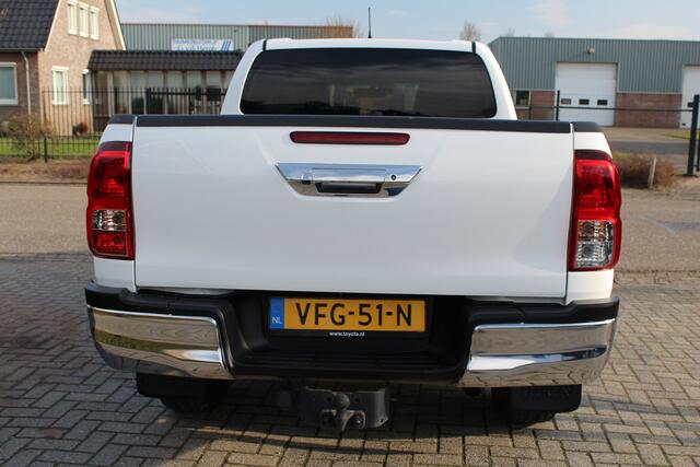 Toyota HI-LUX HiLux 2.4 D-4D-F 150PK E6 Aut. Double Cab Professional 4x4 incl.BPM ? Camera ? 4WD
