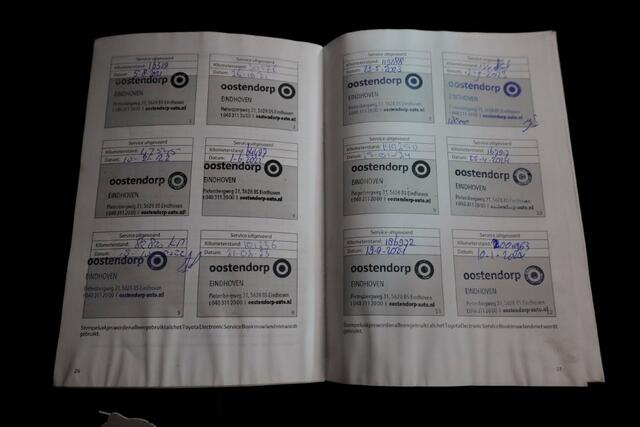 Toyota HI-LUX HiLux 2.4 D-4D-F 150pk E6 4WD 4x4 Double Cab Automaat 2/5-Persoons 04-2021