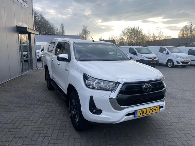 Toyota HI-LUX HiLux 2.4 D-4D DC 4WD | 3500kg AHG | camera