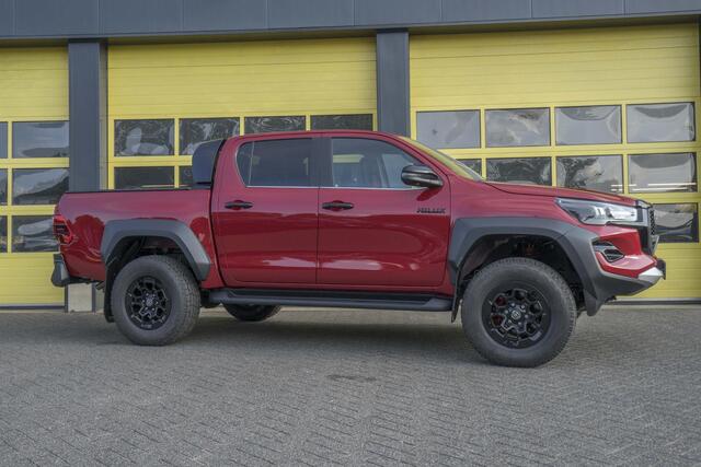 Toyota HI-LUX HiLux 2.8 D-4D Double Cab GR Sport