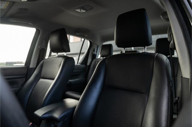 Toyota HI-LUX HiLux 2.4 D-4D Double Cab Invincible | BTW | BPM VRIJ - NL Kenteken |