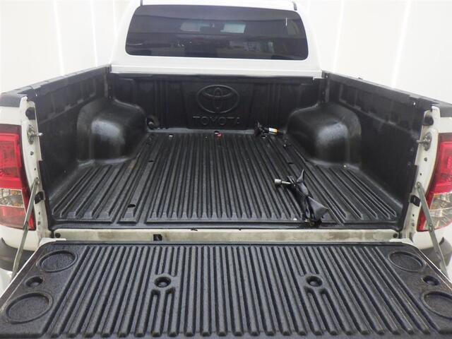 Toyota HI-LUX HiLux 2.4 D-4D-F Double Cab Professional
