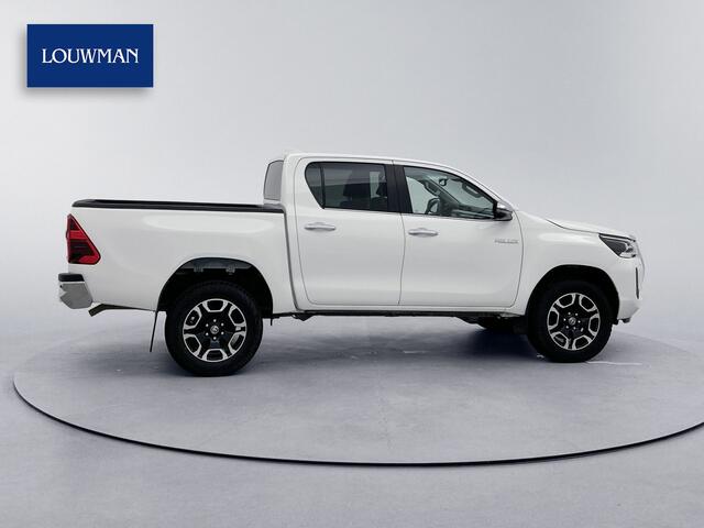 Toyota HI-LUX HiLux 2.8 D-4D Double Cab Professional 204pk Led Navigatie Camera 4x4 Stoelverwarming Lane assist