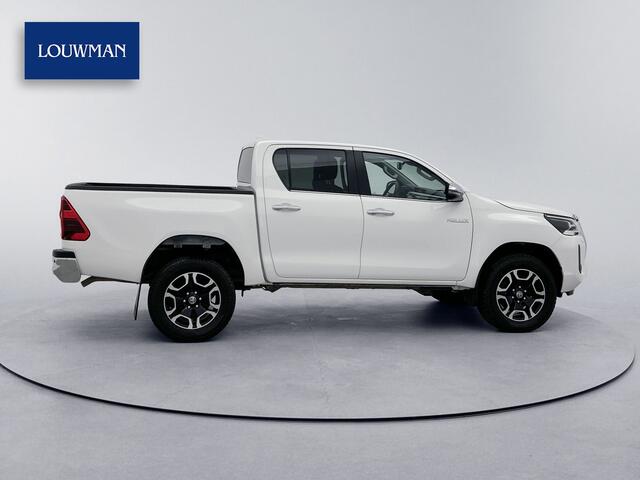 Toyota HI-LUX HiLux 2.8 D-4D Double Cab Professional 204pk Led Navigatie Camera 4x4 Stoelverwarming Lane assist