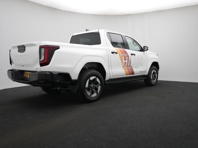 Toyota HI-LUX TOYOTA HILUX Professional Dubbele Cabine n.n.b. Auto is niet direct beschikbaar. Incl. bedliner kunstof