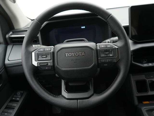 Toyota HI-LUX TOYOTA HILUX Professional Dubbele Cabine n.n.b. Auto is niet direct beschikbaar. Incl. bedliner kunstof