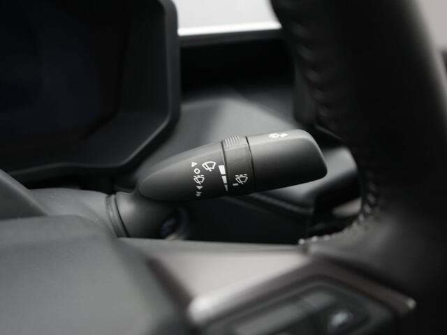 Toyota HI-LUX TOYOTA HILUX Professional Dubbele Cabine n.n.b. Auto is niet direct beschikbaar. Incl. bedliner kunstof