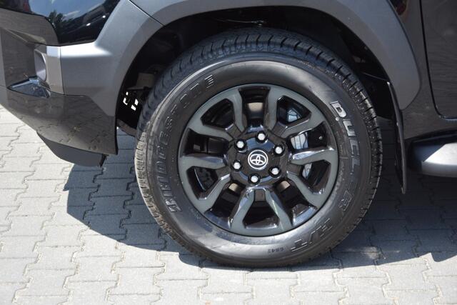 Toyota HI-LUX 2.8 D-4D DUBBEL CABIN 48V HYBRIDE INVINCIBLE A/T 4WD 2 ZITS VAN