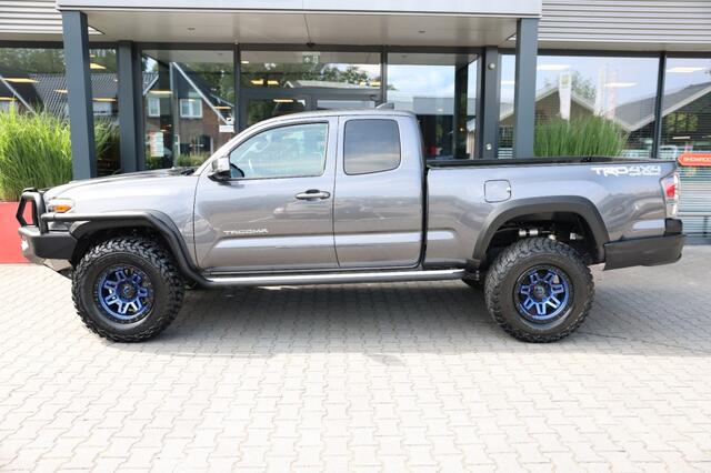 Toyota HI-LUX TACOMA 3.5 V6 TRD 4WD VAN