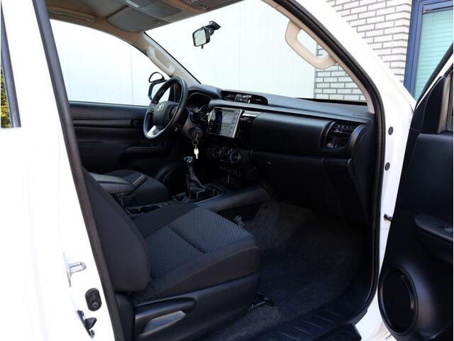 Toyota HI-LUX HiLux 2.4 D-4D 4x4 Xtra Cab Cool Comfort | Airco | Cruise | Trekhaak