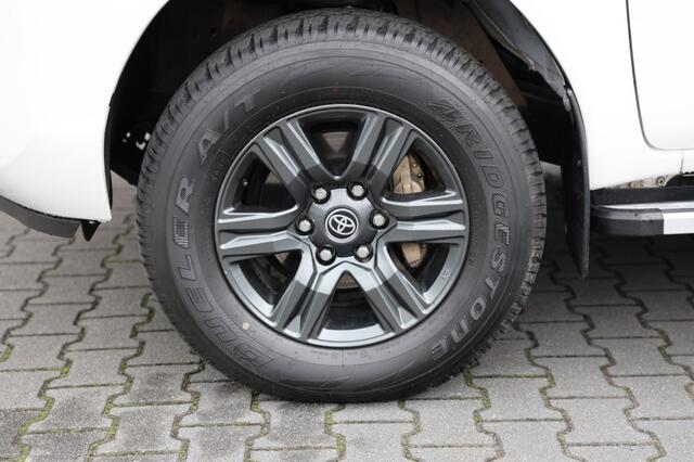 Toyota HI-LUX 2.4 D-4D X-TRA CAB CHALLENGER A/T 4WD VAN MARGE