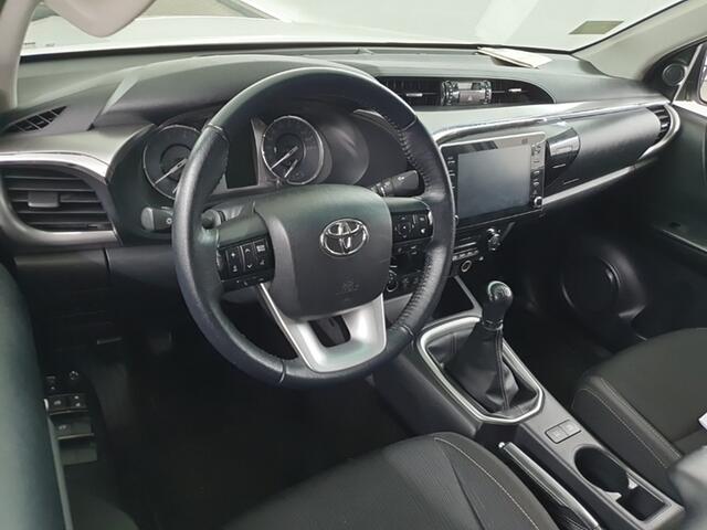 Toyota HI-LUX HiLux 2.4 D-4D Double Cab Professional HARDTOP | TREKHAAK | CLIMA | LMV