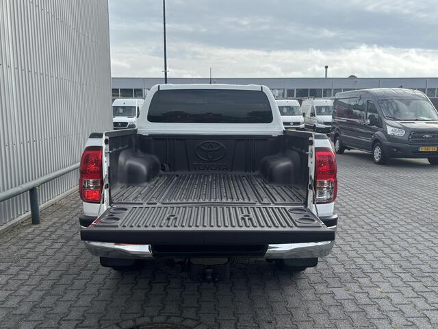 Toyota HI-LUX HiLux 2.4 D-4D DC*4X4*HAAK*ACC*CAM*ECC*TEL*LICHTMETAAL*