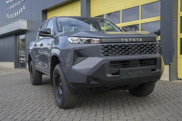Toyota HI-LUX Hilux 2.8 D-4D MHEV Double Cab Auto 4WD Active