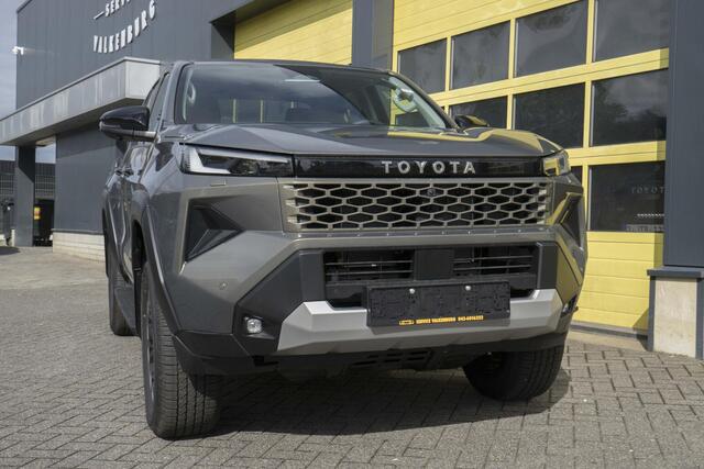 Toyota HI-LUX Hilux Toyota Hilux Toyota Hilux 2.8 D-4D MHEV Double Cab
