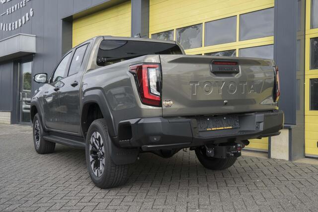 Toyota HI-LUX Hilux Toyota Hilux Toyota Hilux 2.8 D-4D MHEV Double Cab