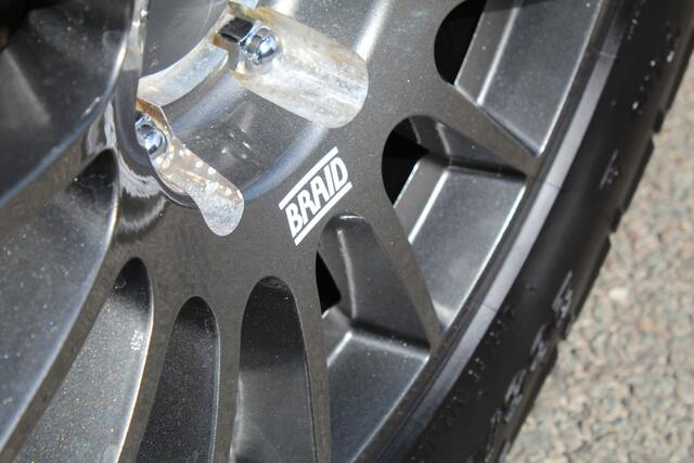 Toyota HI-LUX HiLux 2.4 D-4D-F 150Pk 4x4 | Grijs kenteken | RIVAL + MEER EXTRA OPTIES