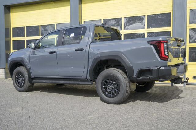 Toyota HI-LUX HiLux 2.8 D-4D MHEV Double Cab Auto 4WD Comfort – foto 6