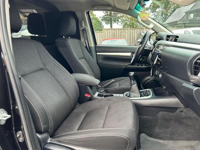 Toyota HI-LUX 2.4 D-4D COMFORT, Trekhaak, Cruise, Lane – foto 9