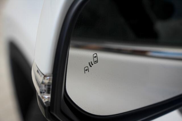 Toyota HIGHLANDER 2.5 AWD Hybrid Premium | Panoramadak | 7-Persoons | HUD