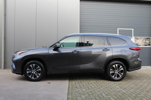 Toyota HIGHLANDER 2.5 AWD Hybrid Style / Trekhaak tot 2000kg / 7P