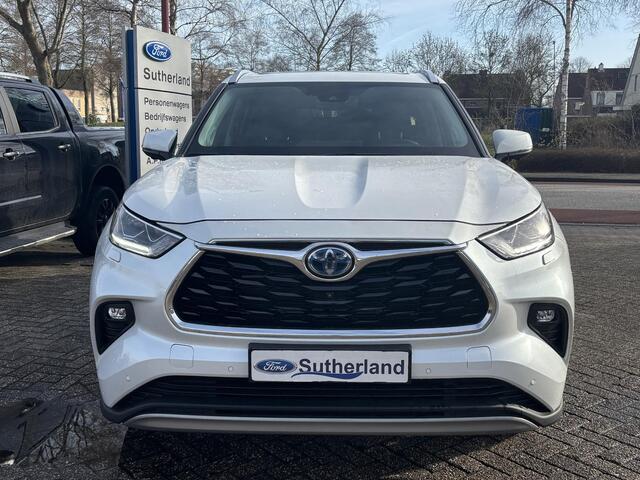Toyota HIGHLANDER 2.5 AWD Hybrid Premium | 7p | Panoramadak | 360 graden camera | Platinum Pearl White | Adaptieve cruisecontrol | JBL audio | Head up Display | Stoelverwarming | Achterbank verwarmd
