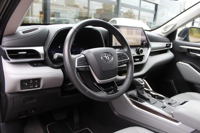 Toyota HIGHLANDER 2.5 AWD Hybrid Premium 7-pers. | Rijklaar | Pano | Stoel/Stuurverwarming | Stoelkoeling | Navi | 360 camera | Head Up – foto 2