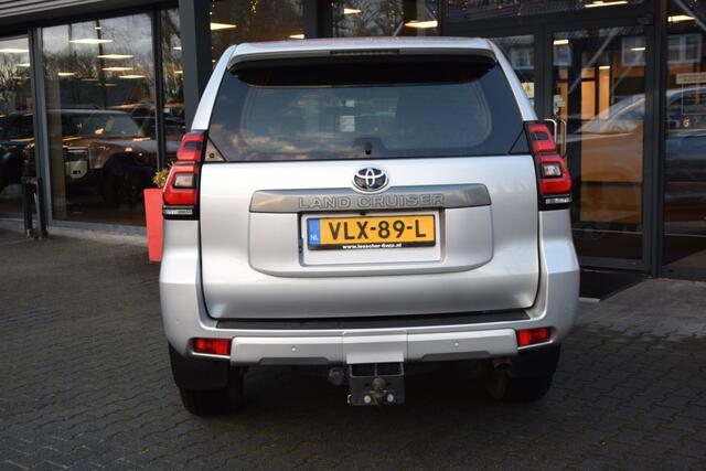 Toyota LAND CRUISER 150 2.8 D-4D 5DRS CHALLENGER A/T VAN