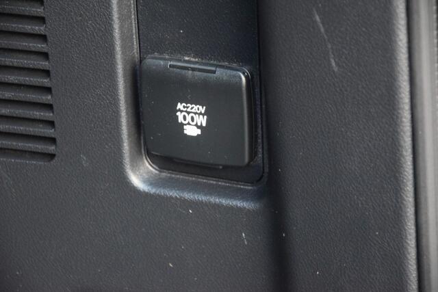 Toyota LAND CRUISER 150 2.8 D-4D 5DRS CHALLENGER A/T VAN