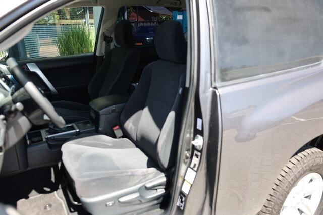 Toyota LAND CRUISER 150 2.8 D-4D 3DRS COMFORT A/T VAN