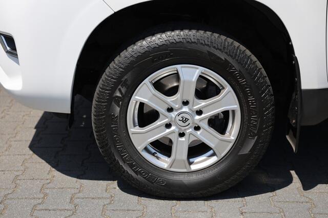 Toyota LAND CRUISER 150 2.8 D-4D 5DRS COMFORT A/T VAN