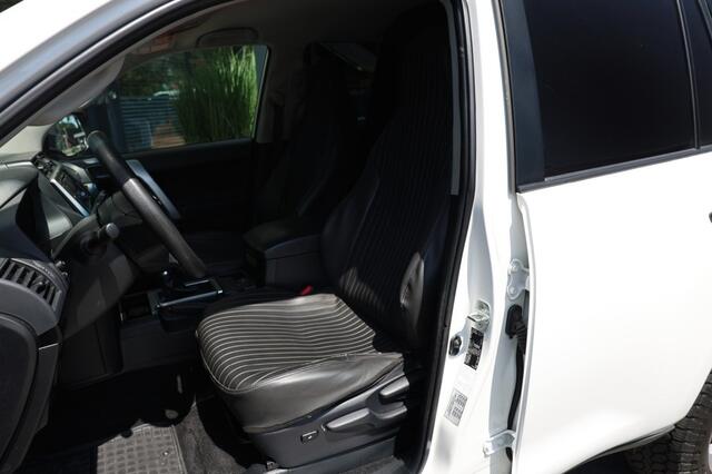 Toyota LAND CRUISER 150 2.8 D-4D 5DRS COMFORT A/T VAN