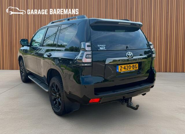 Toyota LAND CRUISER 150 2.8 D-4D Black Edition 7 Pers 204PK Alle opties Incl BTW