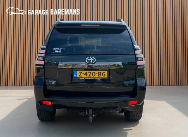Toyota LAND CRUISER 150 2.8 D-4D Black Edition 7 Pers 204PK Alle opties Incl BTW