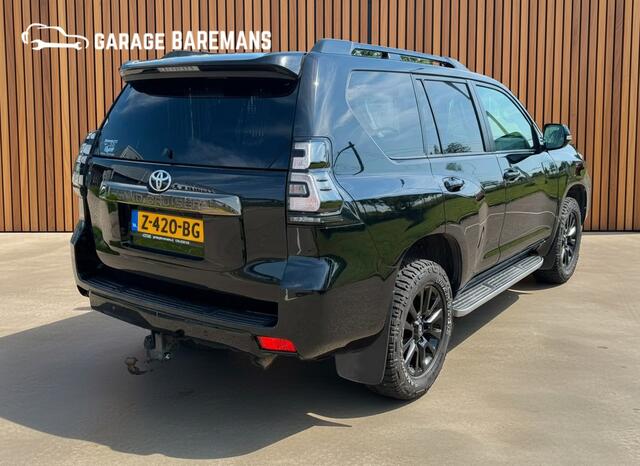 Toyota LAND CRUISER 150 2.8 D-4D Black Edition 7 Pers 204PK Alle opties Incl BTW