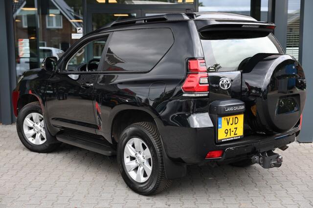 Toyota LAND CRUISER 150 2.8 D-4D 3DRS CHALLENGER A/T VAN