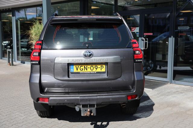 Toyota LAND CRUISER 150 2.8 D-4D 5DRS CHALLENGER A/T VAN