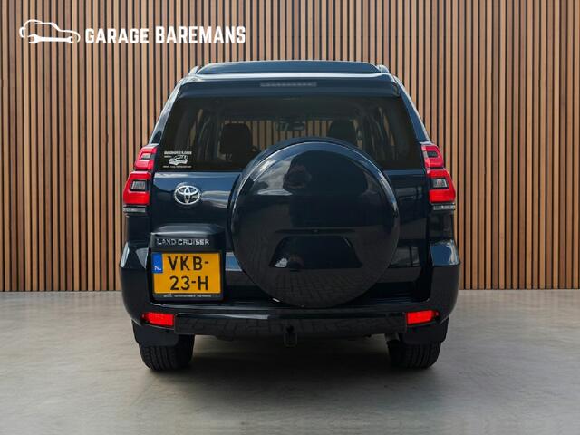 Toyota LAND CRUISER 150 2.8 D-4D-F Professional High Roof Blind Van 204PK LEDER ETC