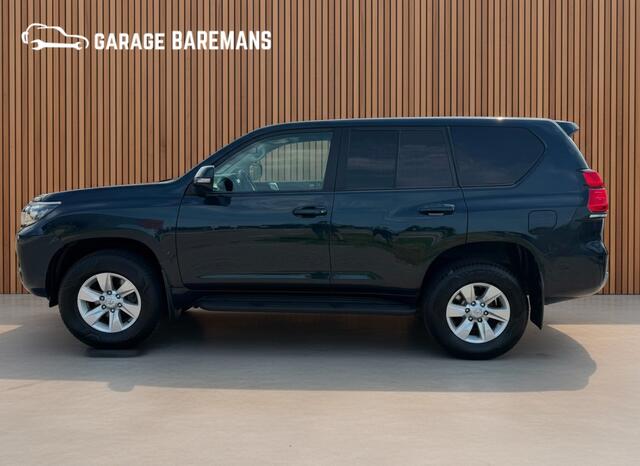 Toyota LAND CRUISER 150 2.8 D-4D-F Challenger Window Van 204 PK